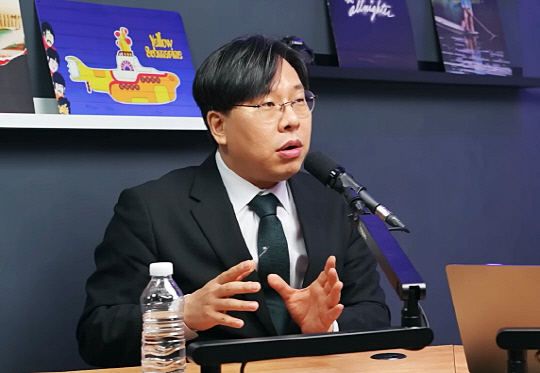 한동훈 국민의힘 당대표 체제에서 중앙당 대변인을 지낸 측근 박상수 인천 서갑 당협위원장이 친한동훈계 소장파 정치인들 중심의 유튜브 채널 'UNDER 73 STUDIO'(언더 73)에 출연해 발언하고 있다 .<유튜브 채널 'UNDER 73 STUDIO' 영상 갈무리>